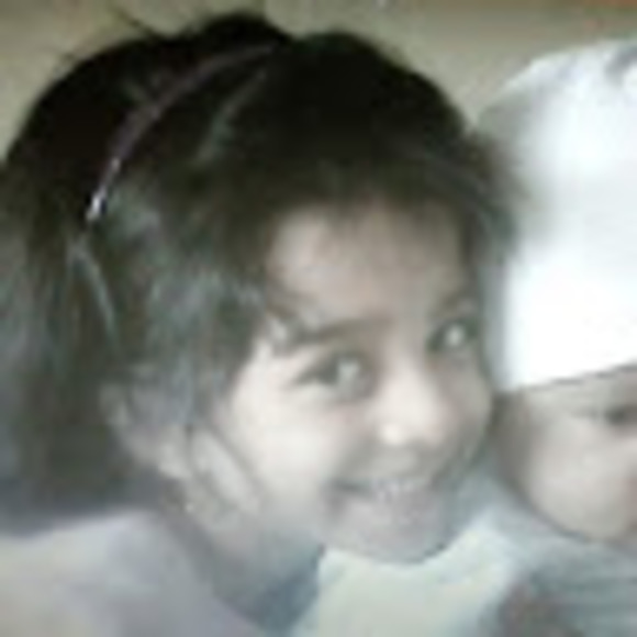 Meet your Posher, Zahra - Picture 1 of 1